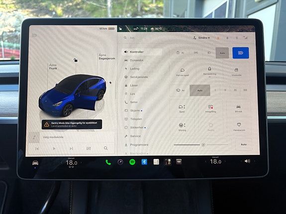 Tesla Model Y 18 of 30