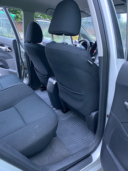 Toyota Auris 12 of 19