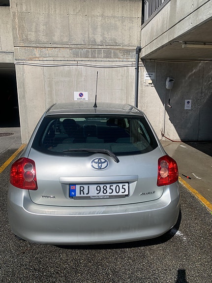 Toyota Auris 17 of 19