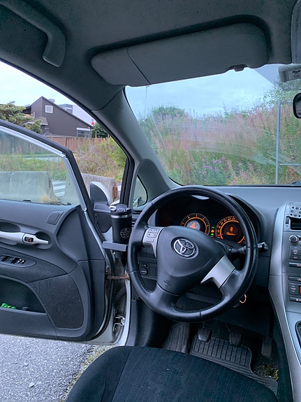 Toyota Auris 5 of 19