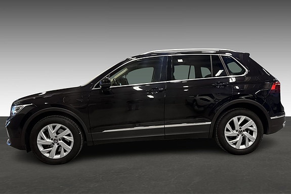 Volkswagen Tiguan 4 of 30