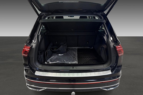 Volkswagen Tiguan 27 of 30