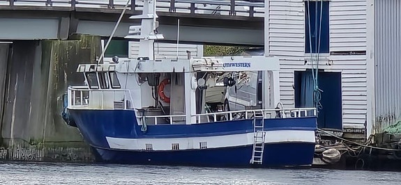 Yrkesbåt/fiskefartøy selges fra dødsbo – gi bud 2 of 16