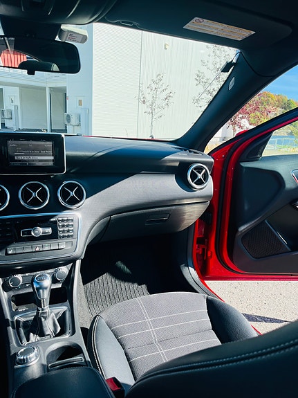 Mercedes-Benz A180 29 of 30