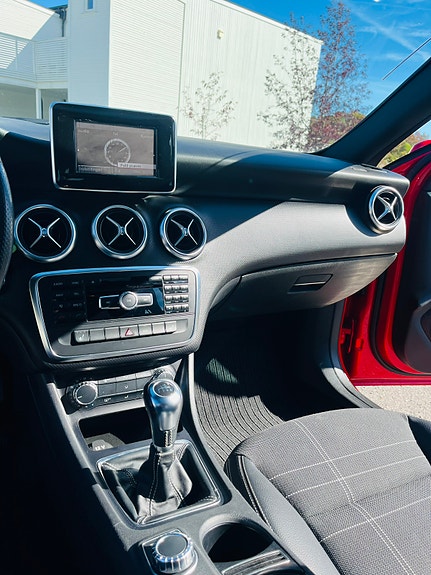 Mercedes-Benz A180 26 of 30