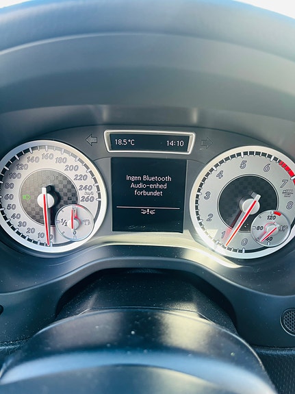 Mercedes-Benz A180 28 of 30