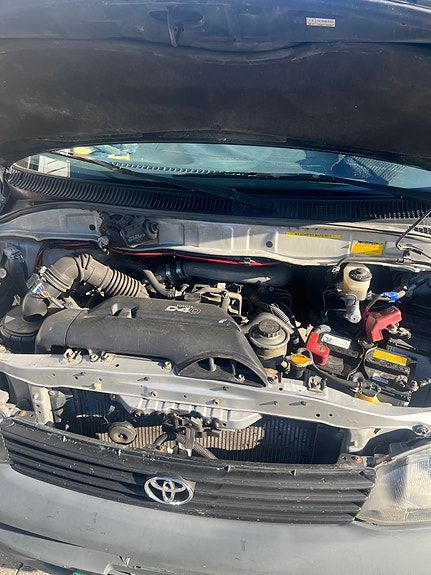 Toyota HiAce 8 of 18