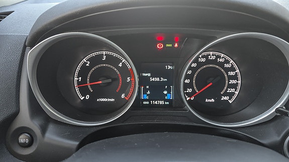 Mitsubishi ASX 13 of 24