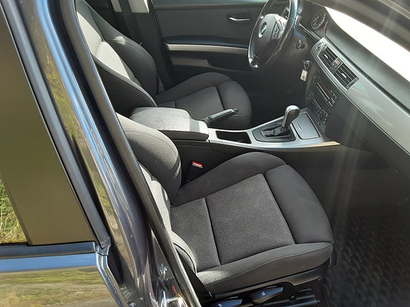 BMW 318i 6 of 10