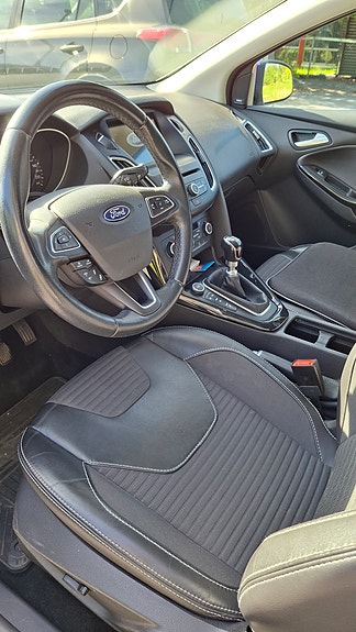 Ford Focus 13 of 20