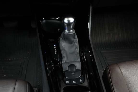 Toyota C-HR 25 of 27