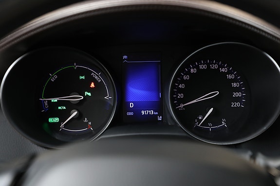 Toyota C-HR 21 of 27