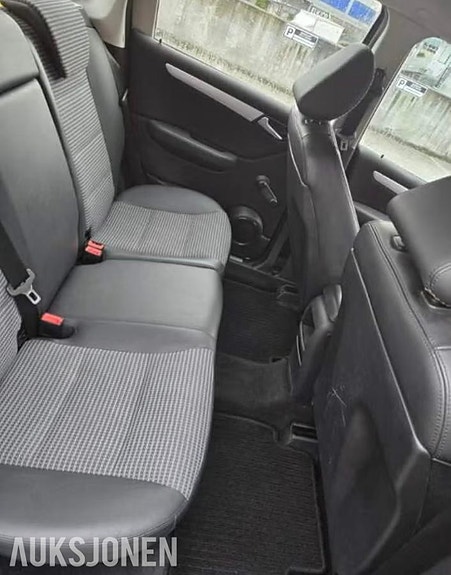 Mercedes-Benz A-Klasse 12 of 15