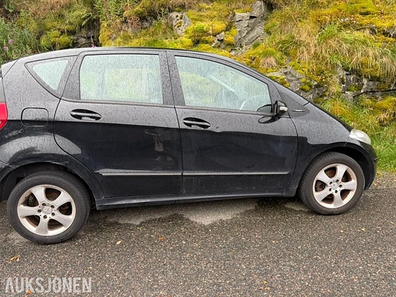 Mercedes-Benz A-Klasse 8 of 15