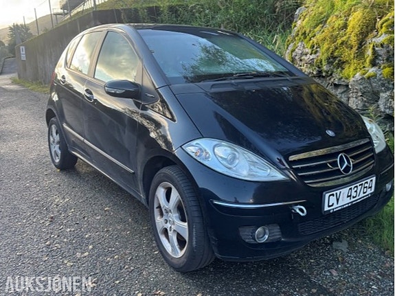 Mercedes-Benz A-Klasse 3 of 15