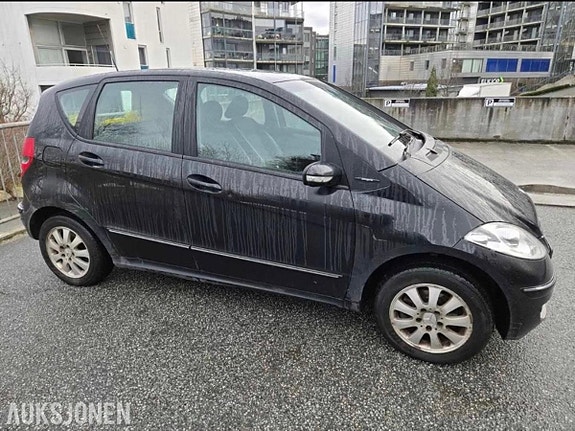Mercedes-Benz A-Klasse 10 of 15