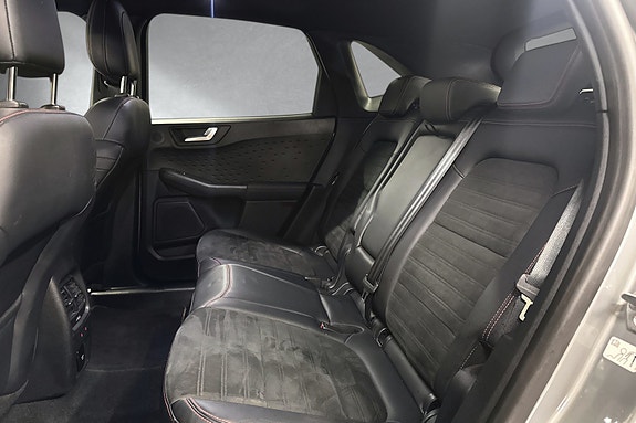 Ford Kuga 25 of 29