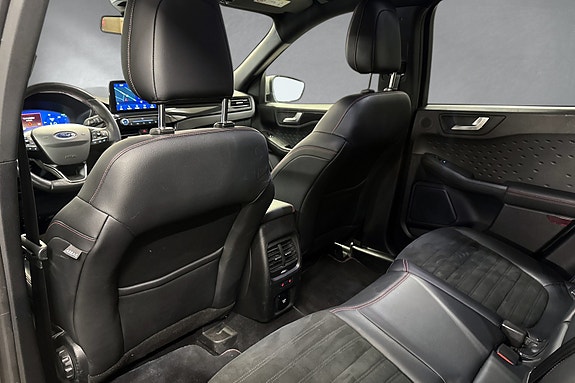 Ford Kuga 26 of 29