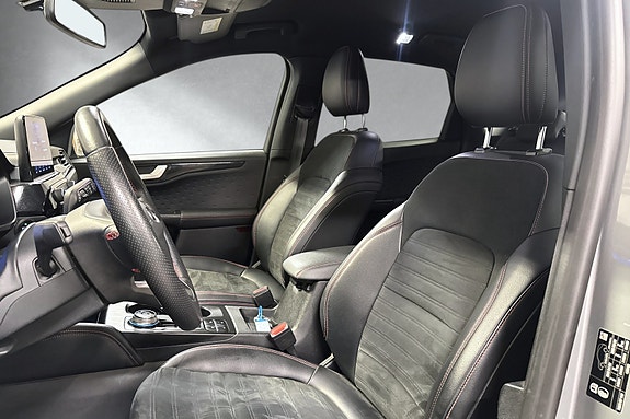 Ford Kuga 9 of 29