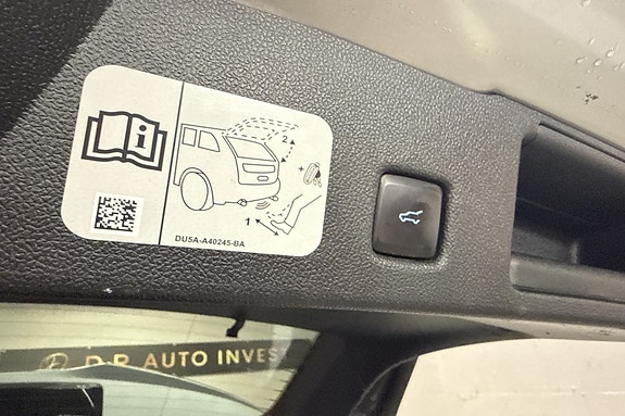 Ford Kuga 27 of 29