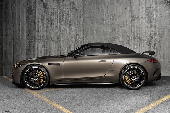 Mercedes-Benz SL63 21 of 30