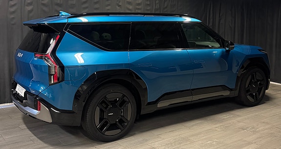 Kia EV9 10 of 30