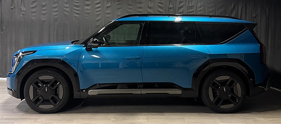 Kia EV9 7 of 30