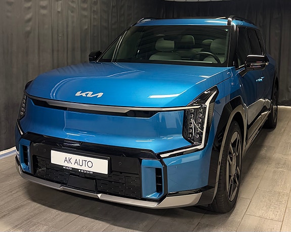 Kia EV9 3 of 30