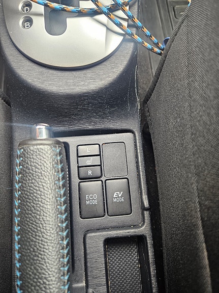 Toyota Yaris 12 of 18