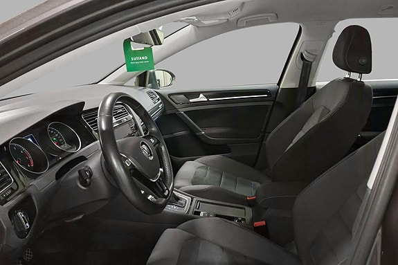 Volkswagen Golf VII 11 of 22
