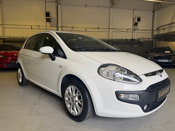 Fiat Punto 3 of 25