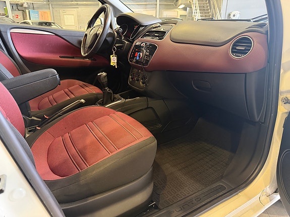 Fiat Punto 13 of 25