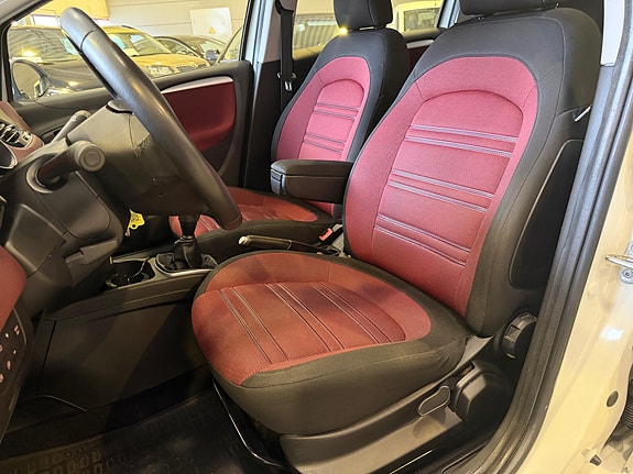 Fiat Punto 10 of 25