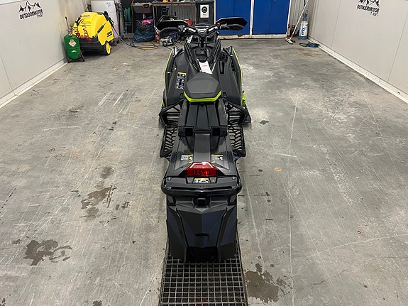 Polaris 9R SWB Assault 146 Escape! 7 of 25