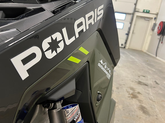 Polaris 9R SWB Assault 146 Escape! 11 of 25