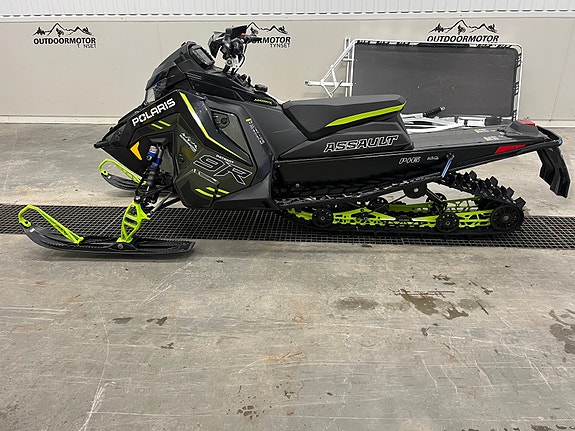 Polaris 9R SWB Assault 146 Escape! 9 of 25