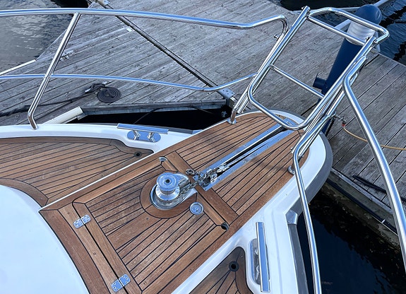TIDLØS ELEGANSE: Storebro 410 Commander - GI BUD 15 of 30