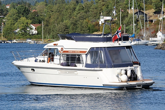 TIDLØS ELEGANSE: Storebro 410 Commander - GI BUD 8 of 30