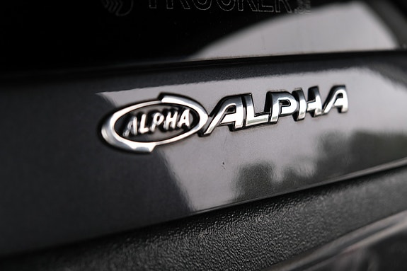 Toyota HiLux 7 of 30