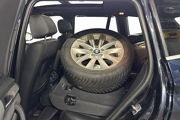BMW X3 11 of 18