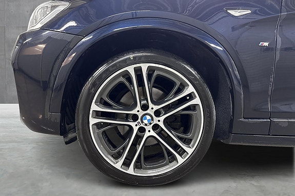 BMW X3 17 of 18