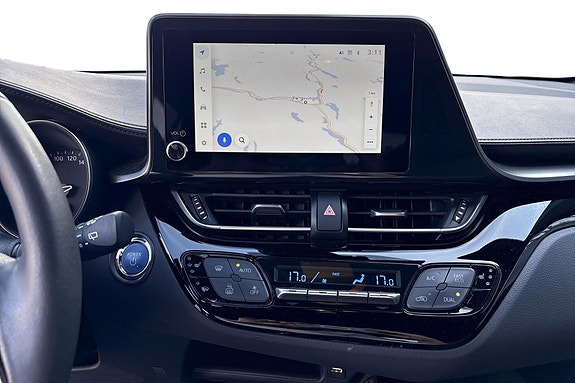 Toyota C-HR 9 of 15