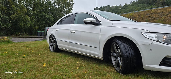 Volkswagen Passat CC 3 of 11