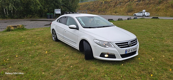 Volkswagen Passat CC 4 of 11