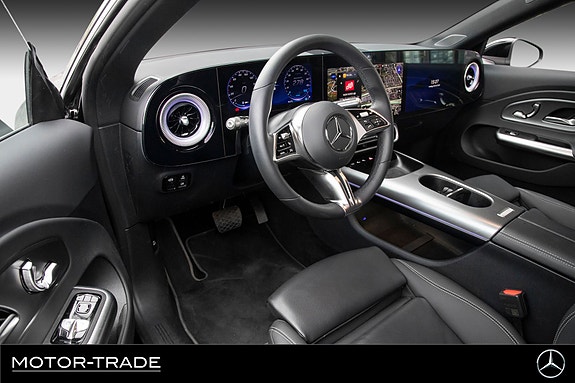 Mercedes-Benz CLA350 23 of 30