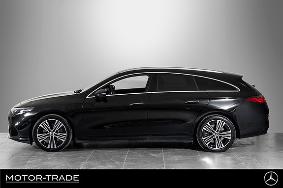 Mercedes-Benz CLA350 5 of 30