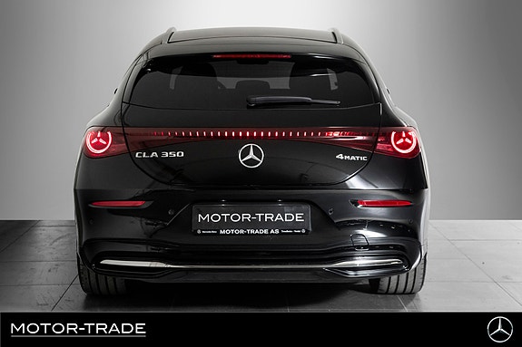 Mercedes-Benz CLA350 10 of 30