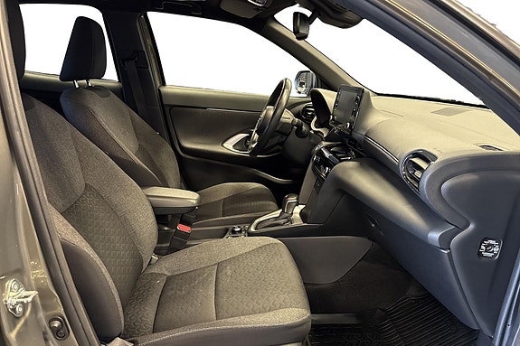 Toyota Yaris Cross 16 of 21