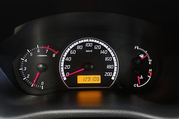 Suzuki Swift 14 of 20
