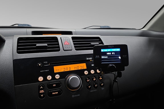 Suzuki Swift 15 of 20